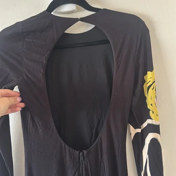 Alice + Olivia X TOM WESSELMANN DELORA OPEN BACK MAXI DRESS, Size 0, $595 - Picture 11 of 12